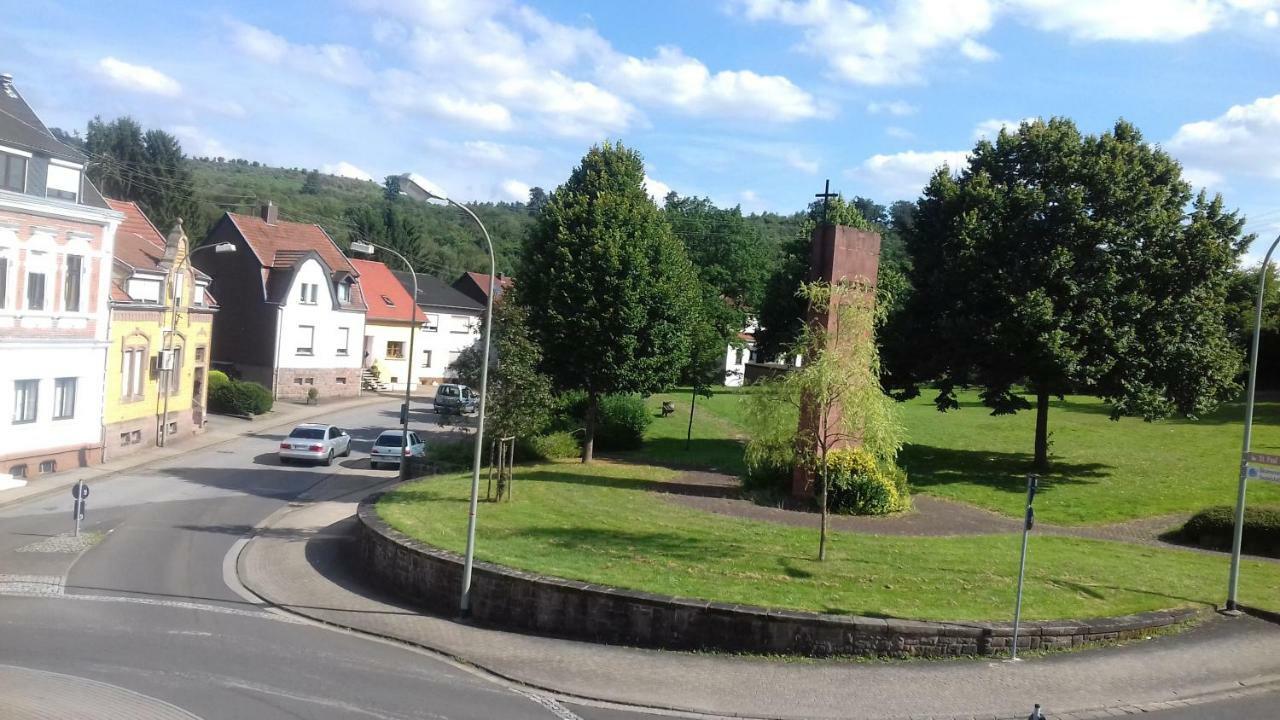 Triebener-Hof Hotel Quierschied Exterior photo